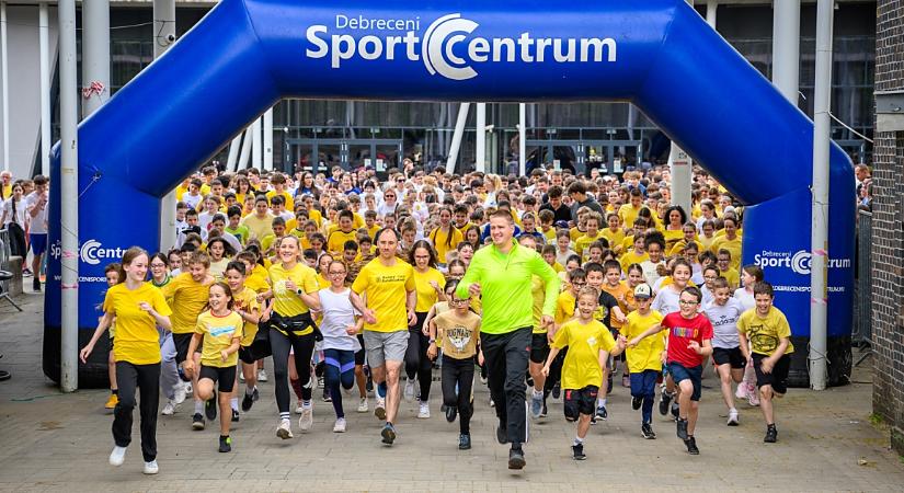Újra megrendezték a Nárcisz-futást: ezren mozdultak meg Debrecenben az emberi méltóságért