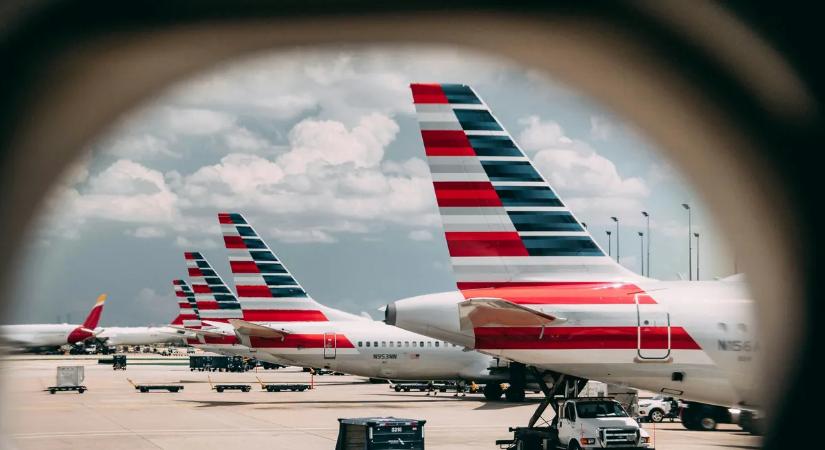 Időben reagált a pilóta: centiken múlott a repülőgép-baleset