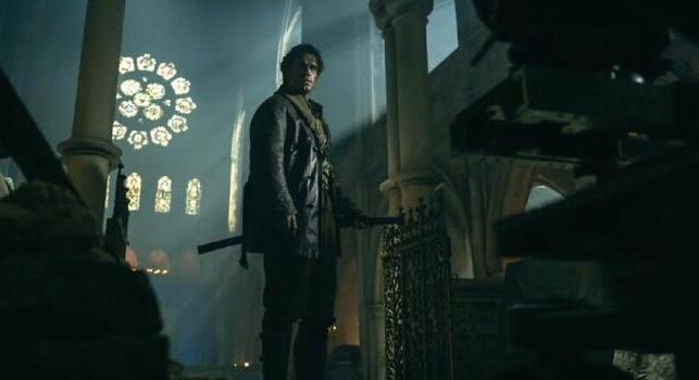 Rave-buli, motoros üldözés és rengeteg kardpárbaj is lesz a Hegylakó rebootjában