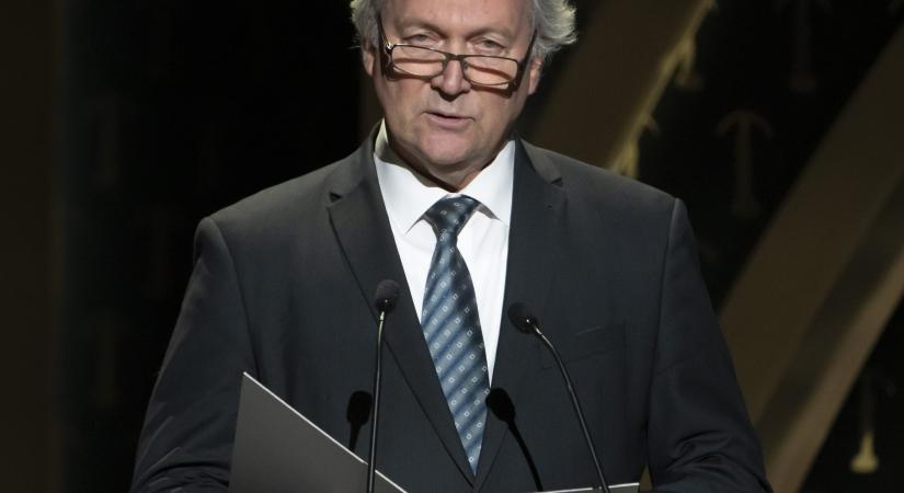 A Magyar Tudományos Akadémia vezetői is beszélnének Magyar Péterékkel