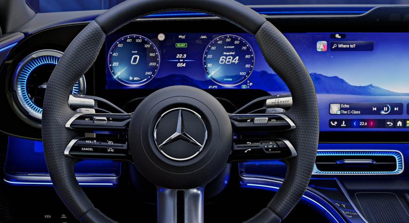 Itt vannak az első képek az új Mercedes C-osztályról