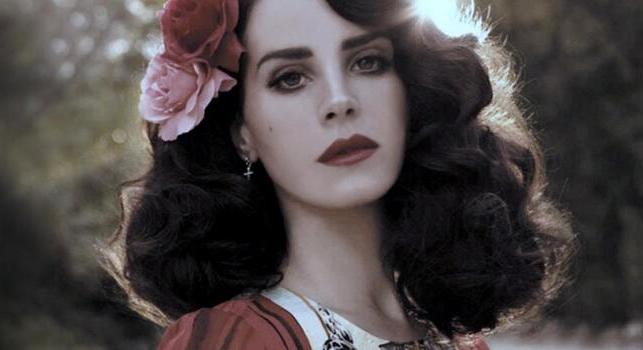 Valóban Lana Del Rey énekli a 007 First Light főcímdalát