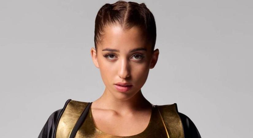 Schóbert Lara totál átlátszó mellvillantós szettben: ennyire sokat ritkán mutat magából