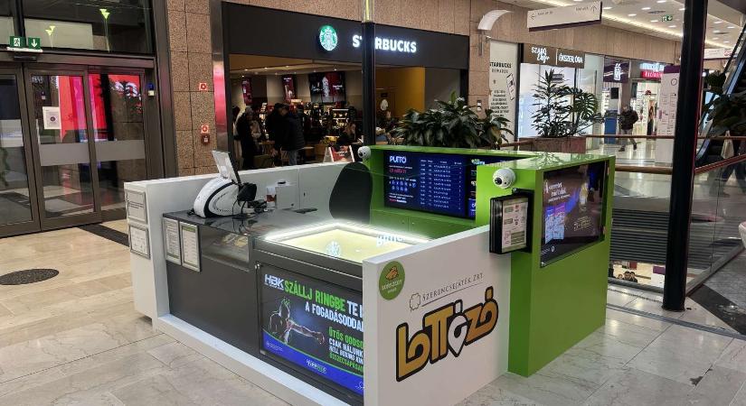 Modern lottózó-szigetekkel erősít a Szerencsejáték Zrt. 2026-ban