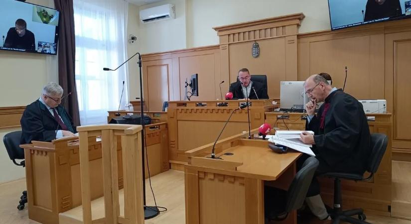 Gyilkosság: széklábbal verte agyon az apját az ajaki férfi – videóval