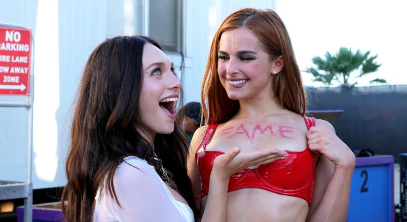 Volt olyan sztár, aki alig viselt ruhát a fesztiválon: nem semmi, mit viseltek