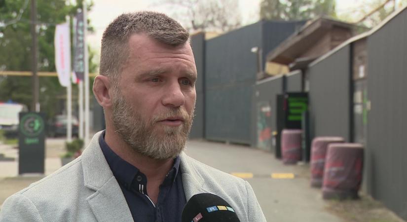 Kesztyűvel dobták meg Magyar Pétert, de nem kér állami védelmet