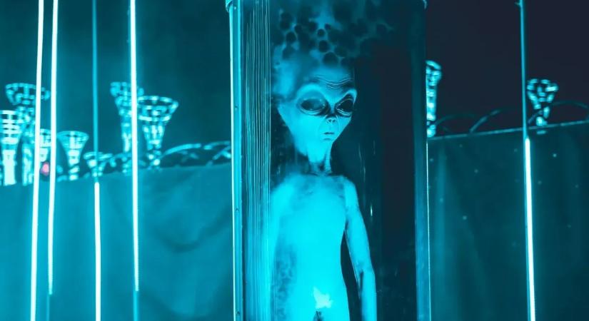 46 titkosított ufó videó kerülhet pillanatokon belül nyilvánosságra