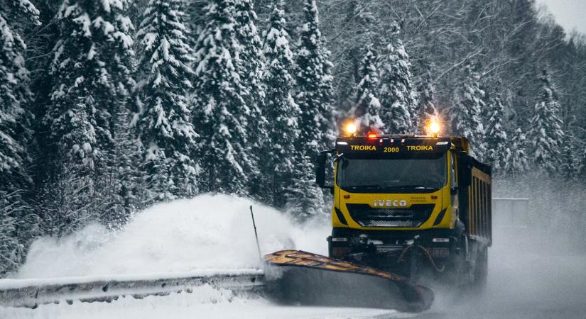 Takarítják a havat a Transzalpinán