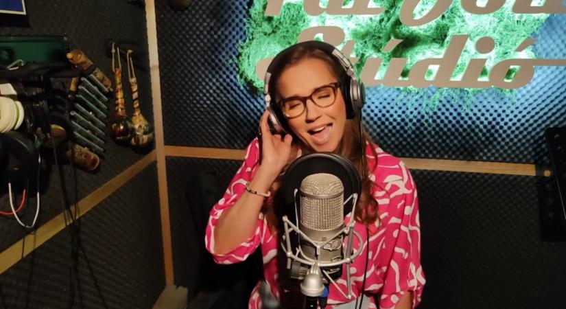 Bálint Antónia belevág élete álmába: énekesi karriert kezd!