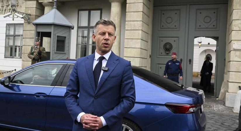 Magyar Péter: Fenntartjuk a védett árat a gázolajra és a benzinre is