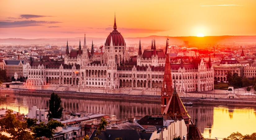 Brutális kereslet mellett vitték a magyar államkötvényeket