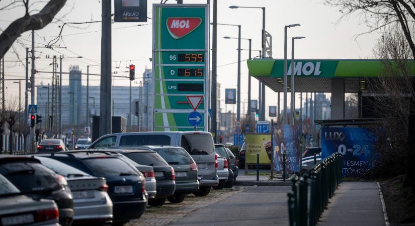 Marad a védett üzemanyagár az új kormány megalakulása után
