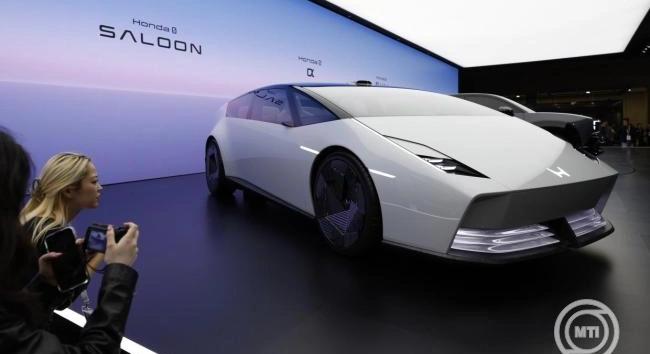 A Honda több százezer autót hív vissza a légzsákrendszer hibája miatt az Egyesült Államokban