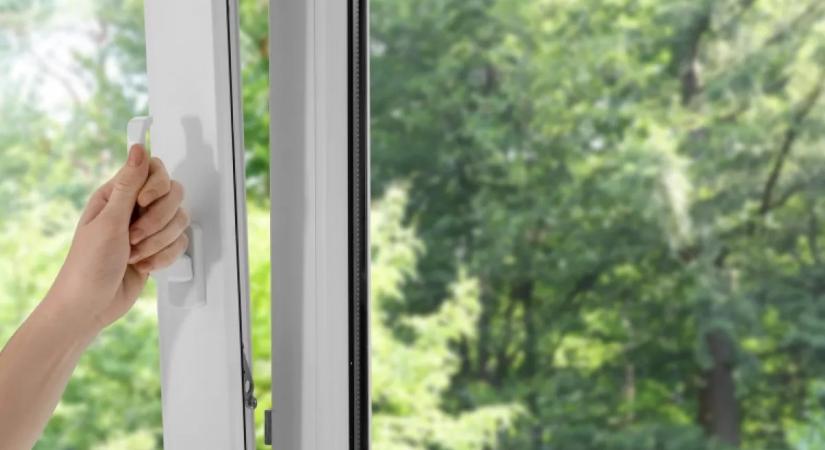 Soha ne hagyd így az ablakot éjszakára: veszélyes következménye lehet