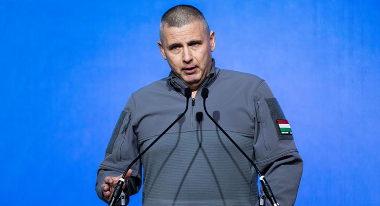 Ruszin-Szendi Romulusz: A Honvédelmi Minisztériumban „nagy hőfokon” működnek a darálógépek