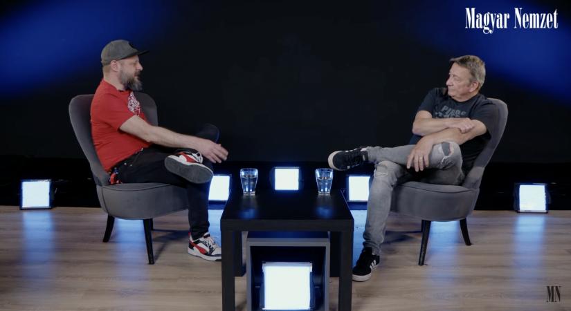 Bayer: A tetőteraszról lezavartak minket a pincébe