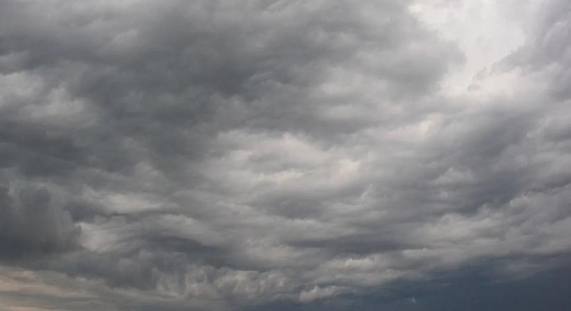 Kettészakad az ország: 6 vármegyére adtak ki riasztást