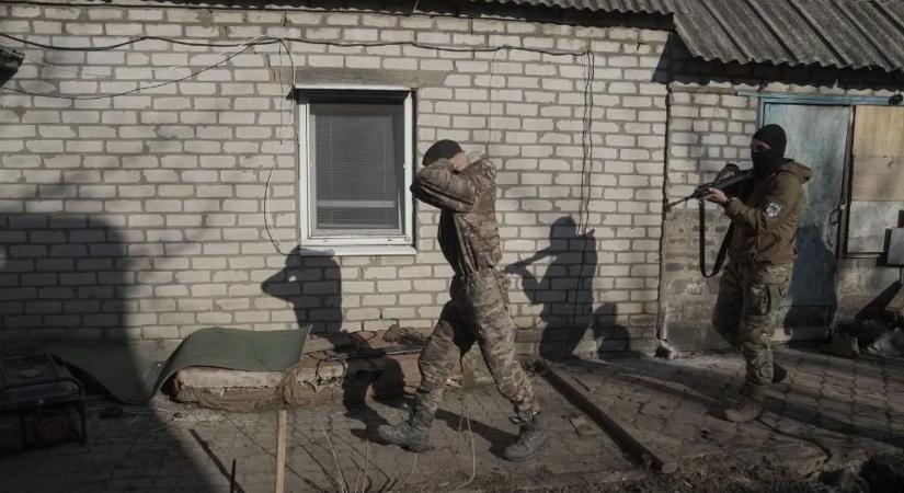 Harkovban nem engedik visszavonulni az ukrán egységeket