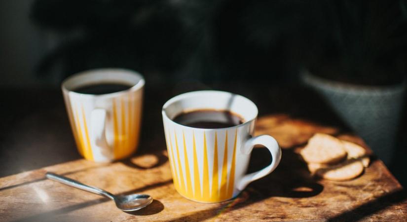 Pénteki friss hírek, forgalom, időjárás – Reggeli pakk