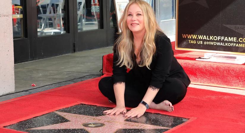 Rendkívüli! Kórházba került Christina Applegate