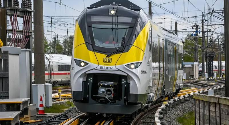 Sínen van a rögeszme: pénzünk nincs, mégis megvásároljuk a hidrogénvonatokat