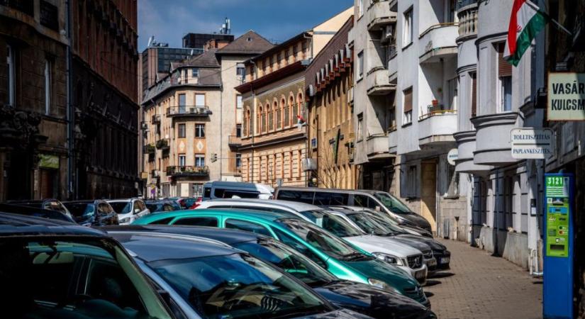 Egész Budapesten megszüntetik a parlkolóautomatákat júliusban