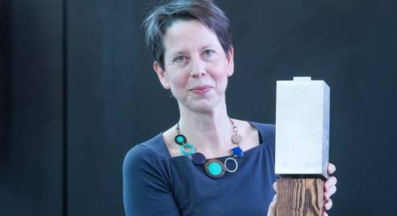 Izinger Katalin az idei MúzeumCafé-díjas