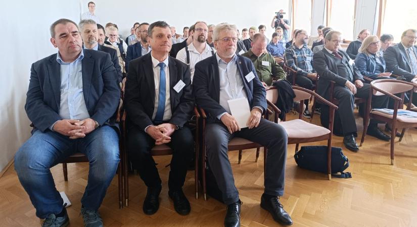 Konferencia: központban a versenyképesség