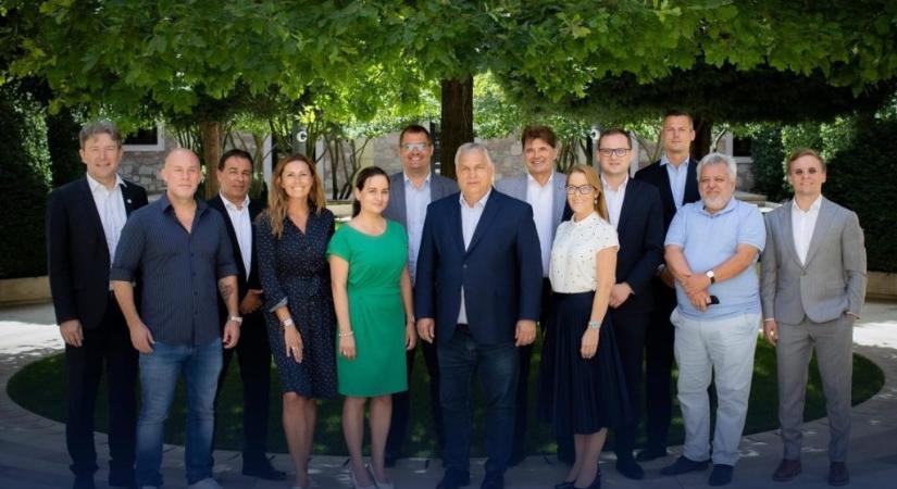 Kirúgják a Fidesz-kampány sötétebb részeit intéző cég alkalmazottait