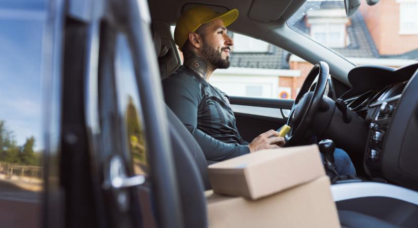 Váratlan fordulat a magyar fizetéseknél: egy bizonyos réteg most óriásit kaszált az emelésekkel