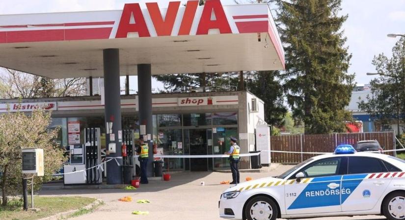 Egy autósiskola oktatója lövöldözhetett a Fónógyári úton: kilenc lövést adott le a vita hevében