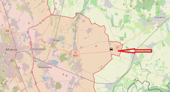 Kisbusz hajtott az árokba Hernádkak közelében