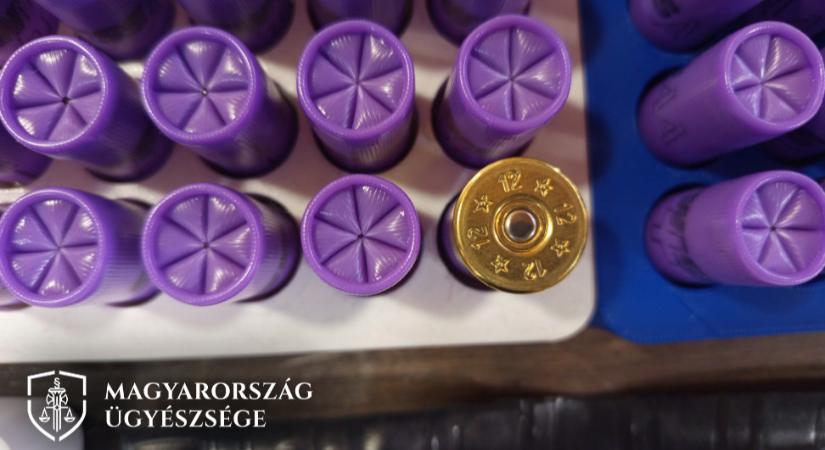 Lőszerrel üzletelt, 130 ezer forint miatt állhat bíróság elé