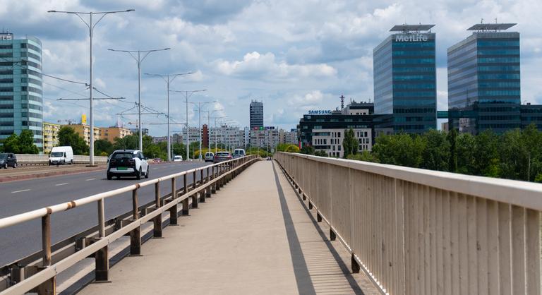 Takarítást végeznek hétvégén az Árpád hídon, érdemes figyelemmel közlekedni