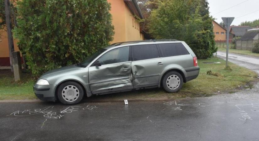 Balesetet okozott, majd elhajtott az eltiltott sofőr Kecelen