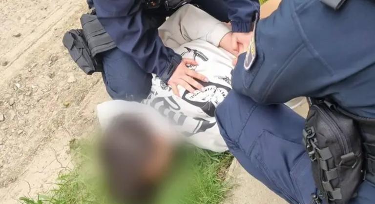 Terrortámadás egy kárpátaljai magyar iskolában, fegyverrel támadt társára egy diák