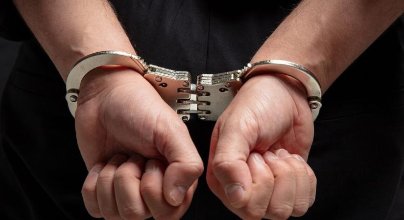 Súlyos támadás ért egy jegyellenőrt Szegeden – eltörték a kezét