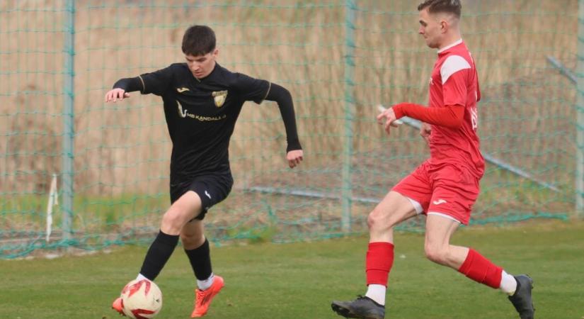 Merész, de akár el is dőlhet a Vármegyei I. bajnoki címe a hétvégén! Íme a program