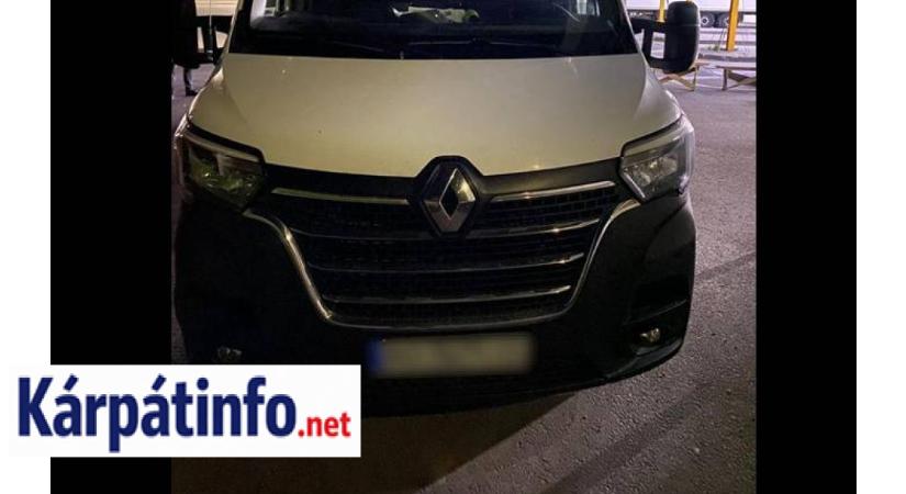 Lengyelországban ellopott kisbuszt találtak Kárpátalján