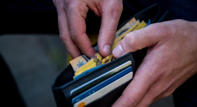 Ennyit keres az átlagmagyar, megjöttek a friss számok