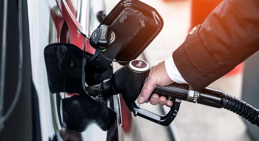 Újabb nagyobb áresés jön a hazai benzinkutakon