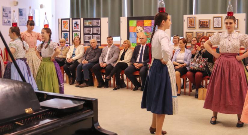 Nagyatádon, a Bárdos iskolában zárult a igazgatói mentorhálózat programsorozata