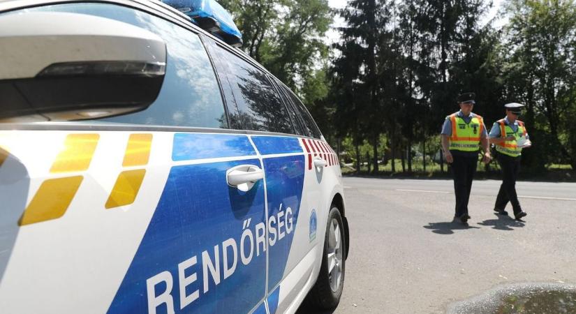 Figyelmeztet a rendőrség: most különösen veszélyesek lehetnek az utak