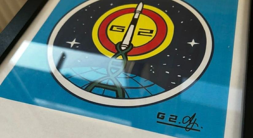 Visszaszámlálás indult: 40 nap múlva az űrbe lőnek egy kaposvári festményt