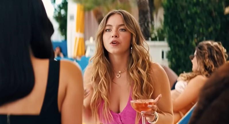 Sok(k) volt a cumis jelenete: kiretusálás lett Sydney Sweeney sorsa az Eufória beharangozójában