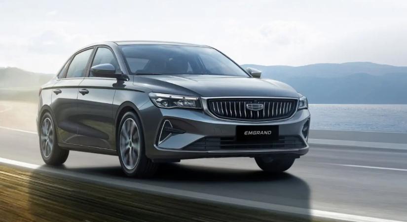 Guinness-rekorder lett a Geely! Elképesztően keveset fogyasztott a hibridjük