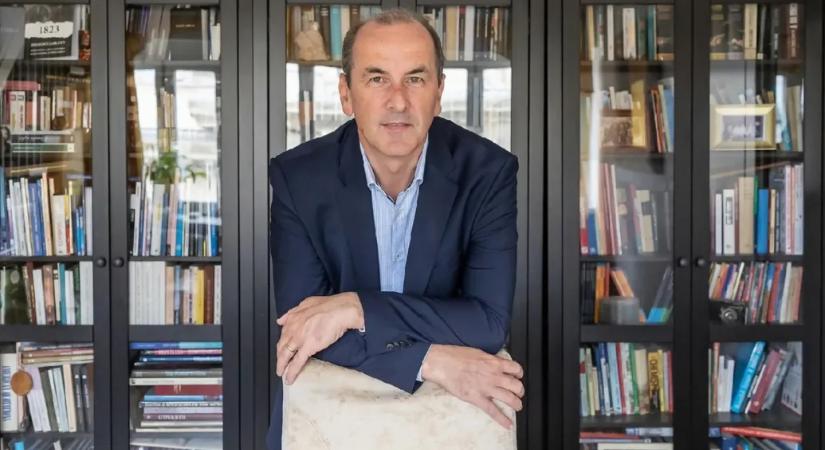 A Times Hegedűs Zsolt, leendő egészségügyi miniszter győzelmi táncáról és terveiről közölt cikket