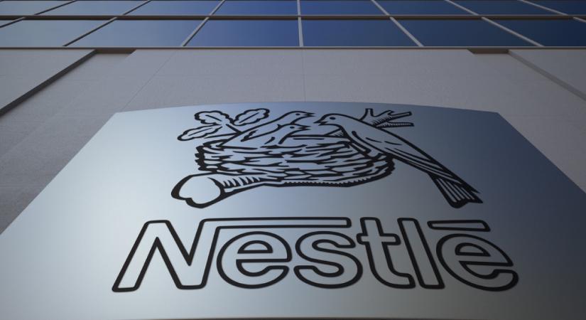 Vége a félreérthető zöld címkéknek: szigorítanak a palackos cégek