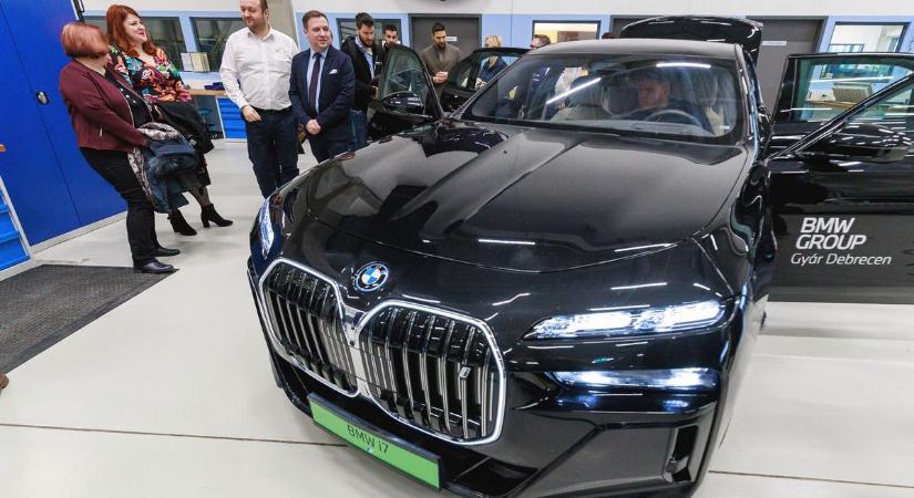 Bejelentést tettek a németek a debreceni BMW miatt: ez az a nehéz döntés, amit meg kellett hozniuk